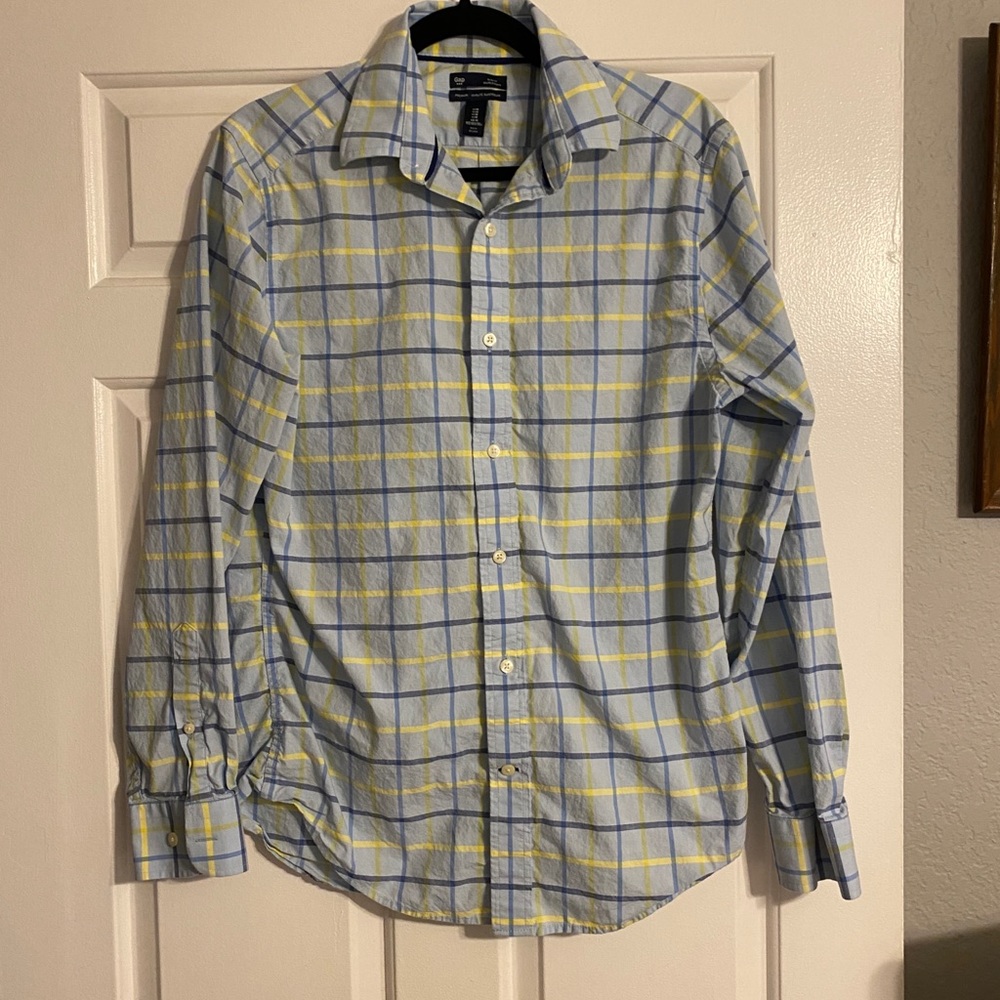 GAP Longsleeve Plaid Slim Fit Button Up Shirt